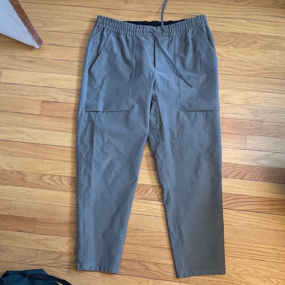 Lululemon Men's Green Bowline Pants